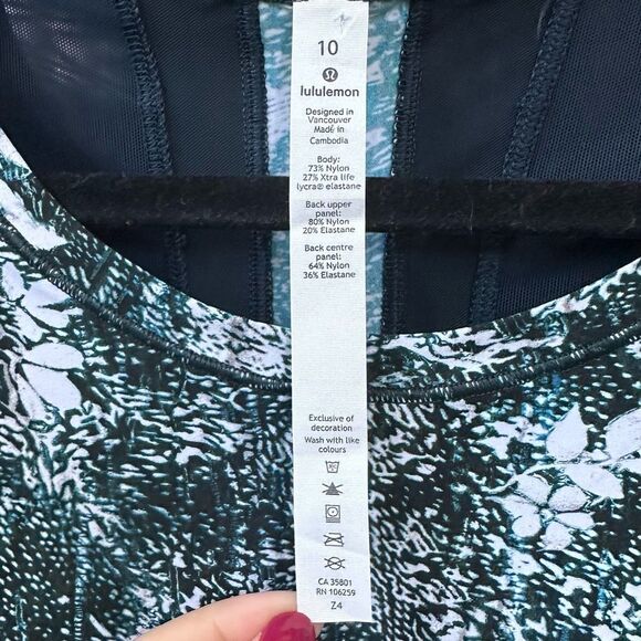 Lululemon Seek The Heat Short Sleeve Top, Size 10 - Picture 5 of 6